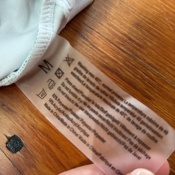 B2PRITY Tropical Palm Frond Leaf V-Neck Ruched‎ Halter 1pc Monokini medium  NWT - Picture 13 of 16